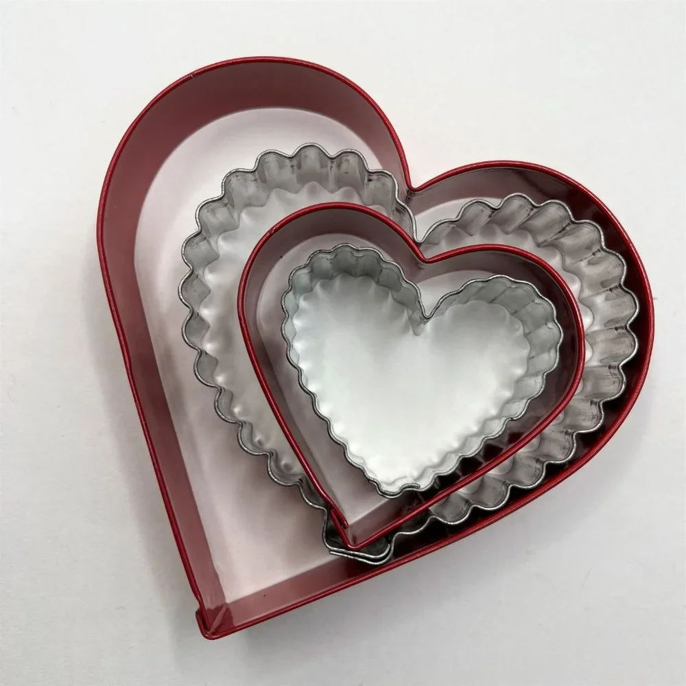 Wilton Heart Cookie Cutter 4 Piece Nested Set Valentine's Day